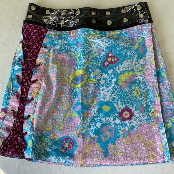Zand Reversible Wrap Around Skirt Women’s OS - Picture 2 of 8